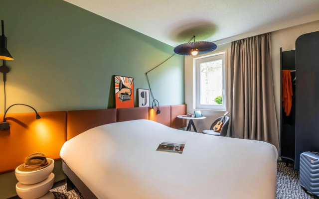 ibis Nuits Saint Georges