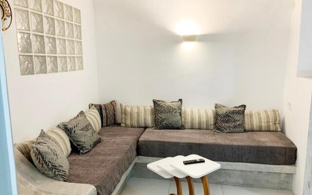 Poli Cave House - Fira Santorini