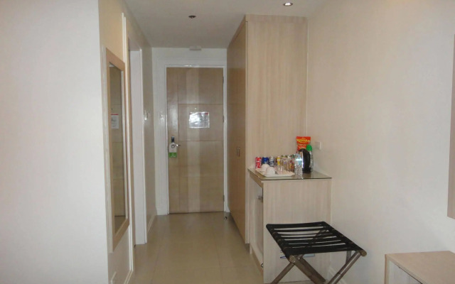 Zerenity Hotel & Suites