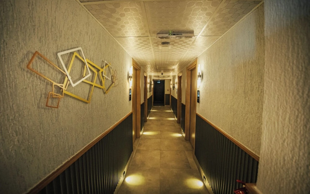Pera North Hotel - Lounge & Restaurant