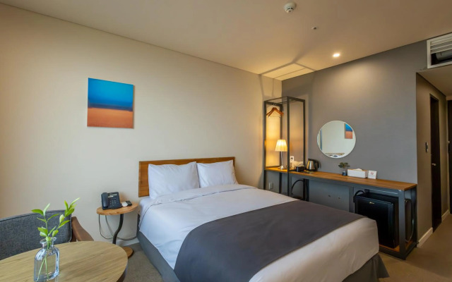 JK Blossom Hotel