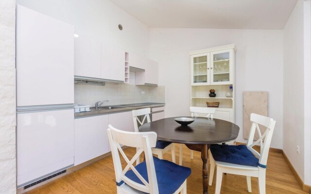 Beautiful Home in Krk With Jacuzzi, Wifi and 3 Bedrooms