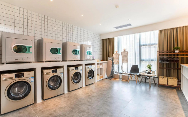 Atour Hotel (Changsha Guangdian Center)