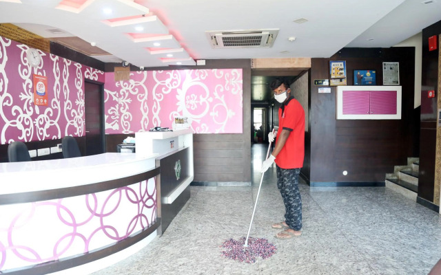 Hotel Sumi Palace