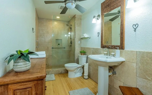 Maalaea Surf C10 2 Bedroom Condo