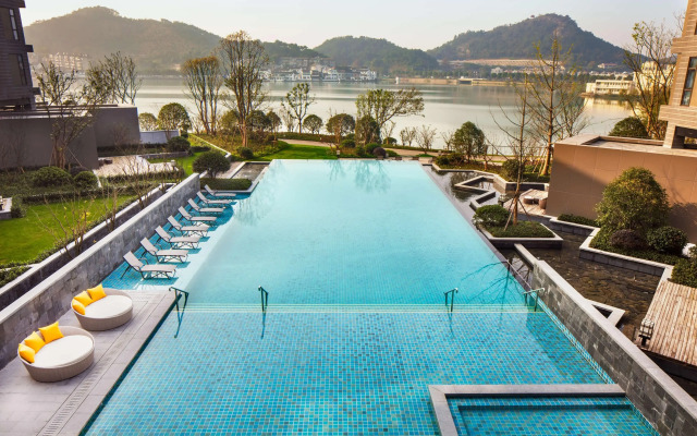 Hilton Ningbo Dongqian Lake