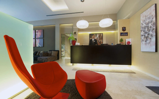 UNAHOTELS Villa dei Platani Foligno