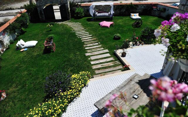 Alaçatı Sultan Konak Butik Otel