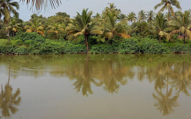 Om Lake Resort