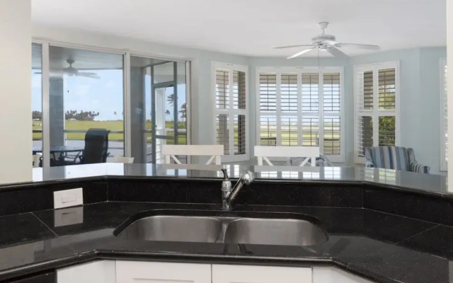 Captivated By The Sea 2 Bedroom Condo