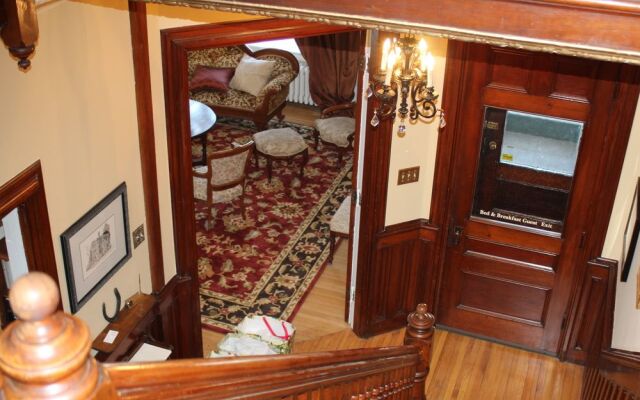 Summerhill Manor Bed and Breakfast and Tea Room