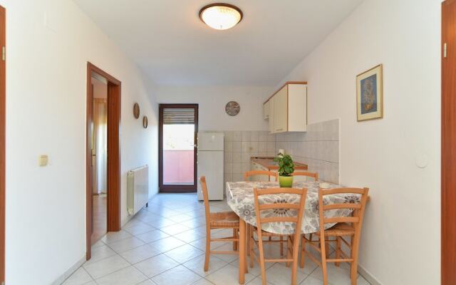 Apartment 794