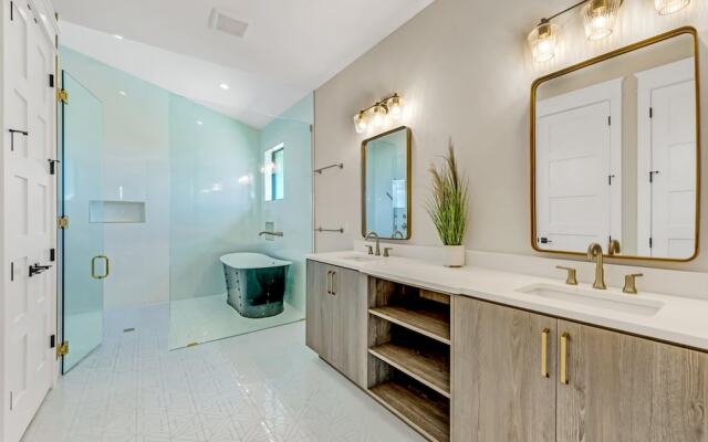 Endless Summer in Sarasota