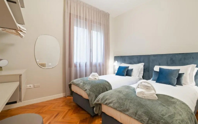 San Fermo Luxury Apartment