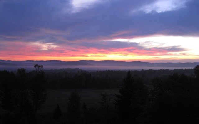 Benaaron Guest House