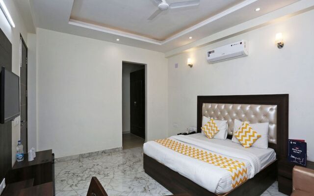 OYO 14482 Live Inn