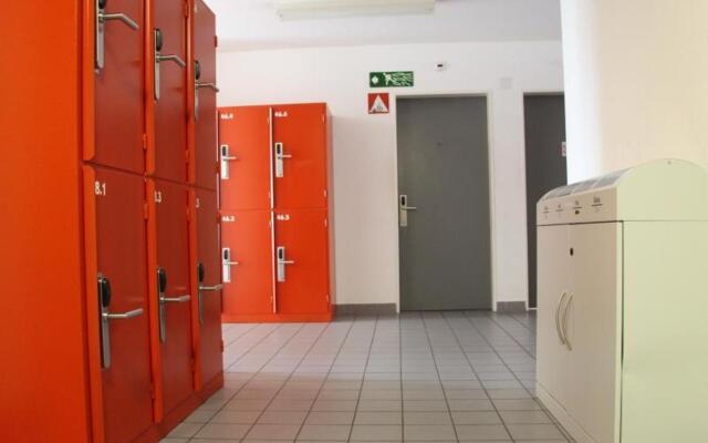 Geneva Hostel