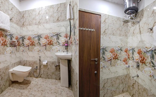 Fabhotel Meridian Inn