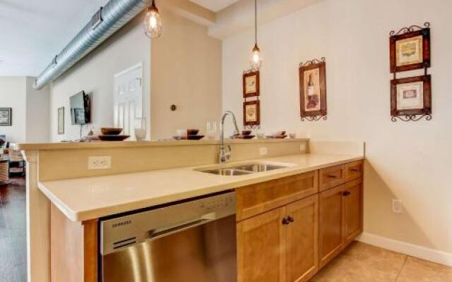 JBH 115 W 2nd Apt #2