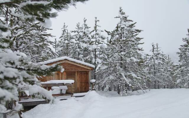 Terre des Baronnies. Cabanes