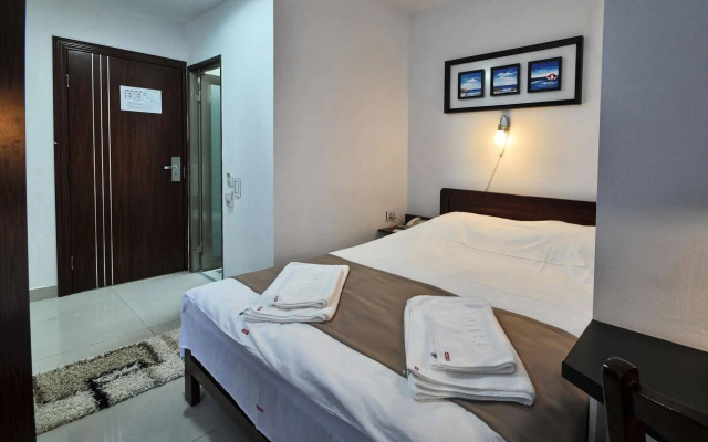 Garni Hotel Zeder