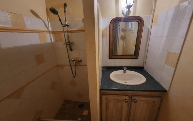 Beautiful country house with garden