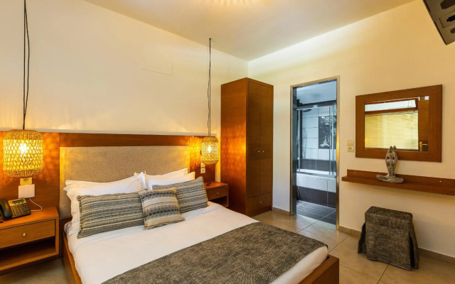 Nostos Hotel