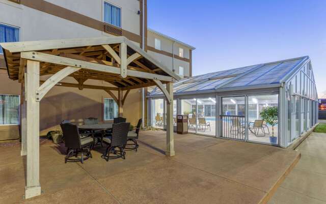 La Quinta Inn & Suites by Wyndham Rockford