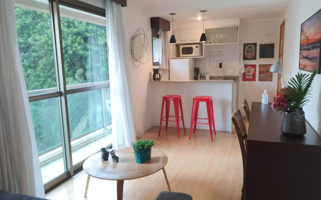 Copacabana e Ipanema, a 200 metros do MAR