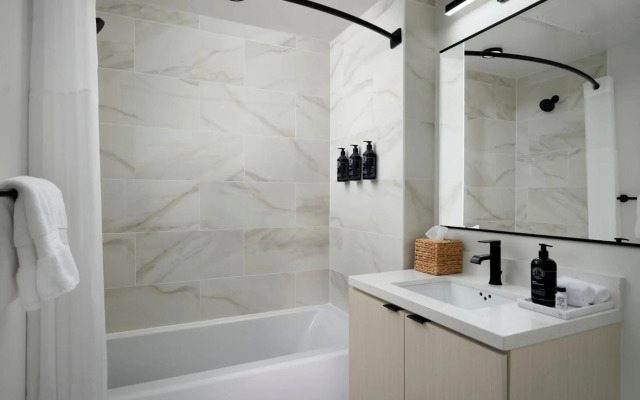 Sentral Gaslamp Quarter