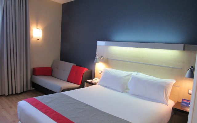 Holiday Inn Express Barcelona-Montmeló, an IHG Hotel