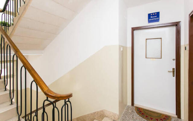 Apartment Zana