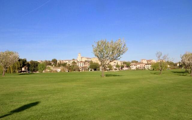 Apartement Beata in Provence, Golf Pont Royal