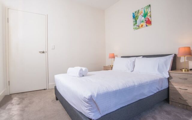 Relaxing Parramatta Apartment With Parking