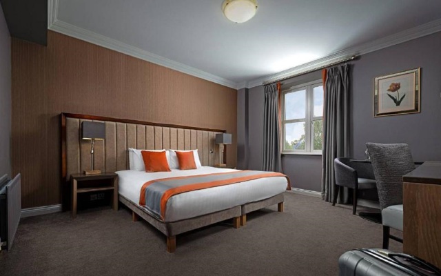 Midlands Park Hotel