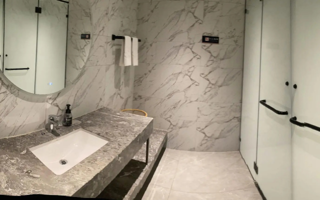 Shangheng Grand Hotel Panzhihua – Bathroom – Panzhihua