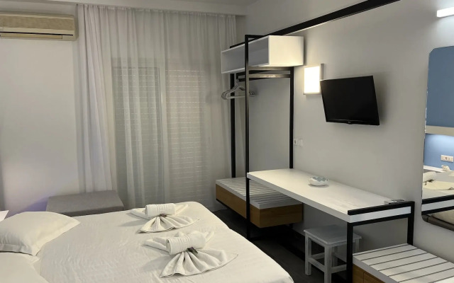 Niriides Hotel