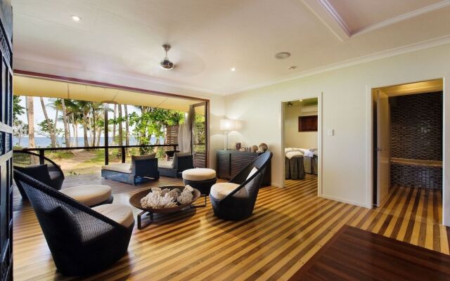 Castaways Resort & Spa Rainforest