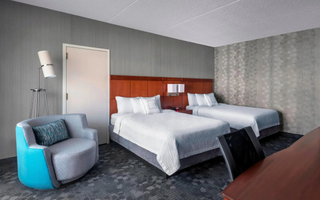 Courtyard by Marriott Newark Liberty International Airport