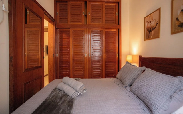 SUH Copacabana 71 Princess Beach