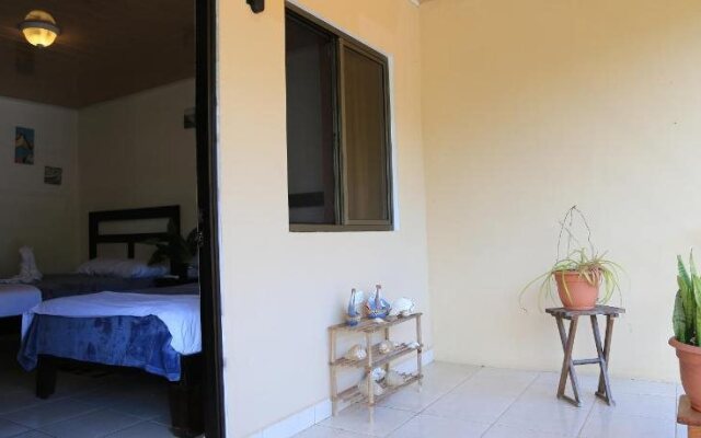Roxy Fishing Club Y Hotel