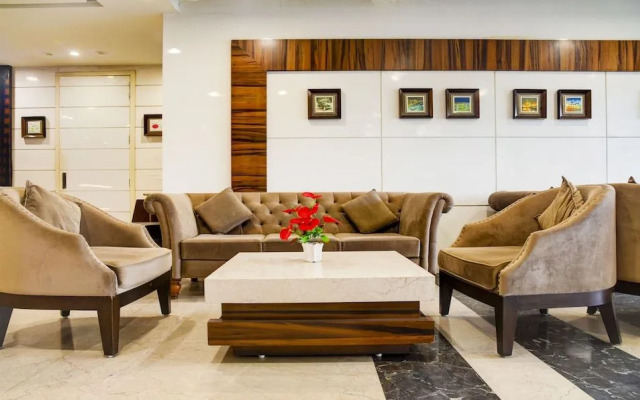 Treebo Trend Western