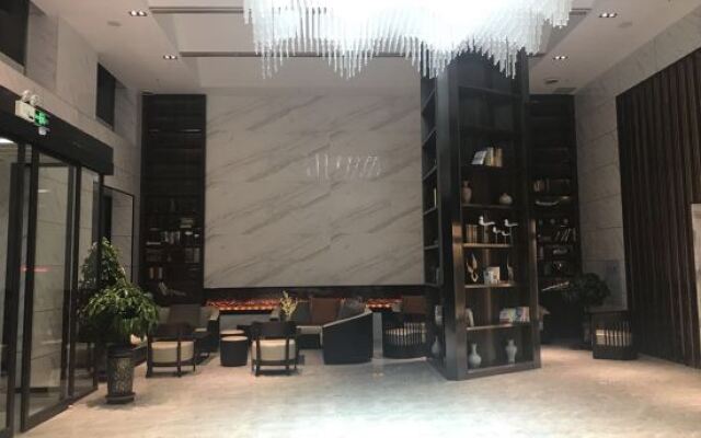 Xinglongquan Business Hotel