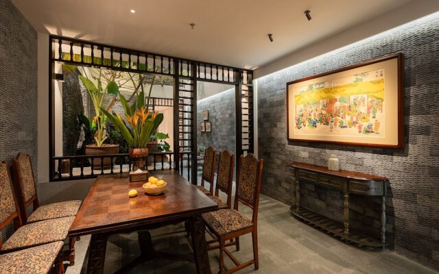 Le Parfum Apartment And Hotel