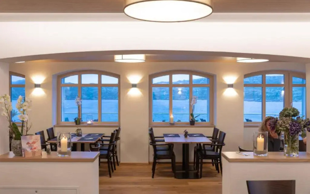 Hotel Grimsel Passhöhe