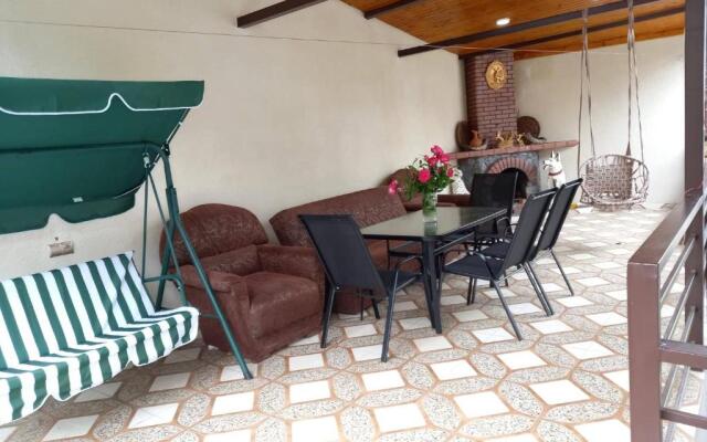 Guest House IVO