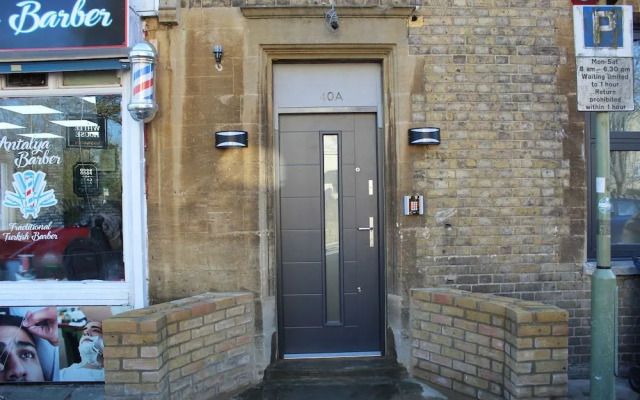 Modern city centre studio apartment!