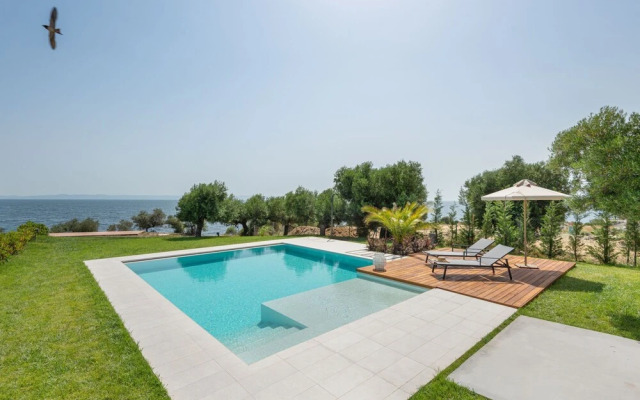 Luria Homes