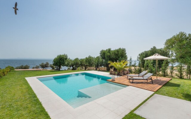 Luria Homes