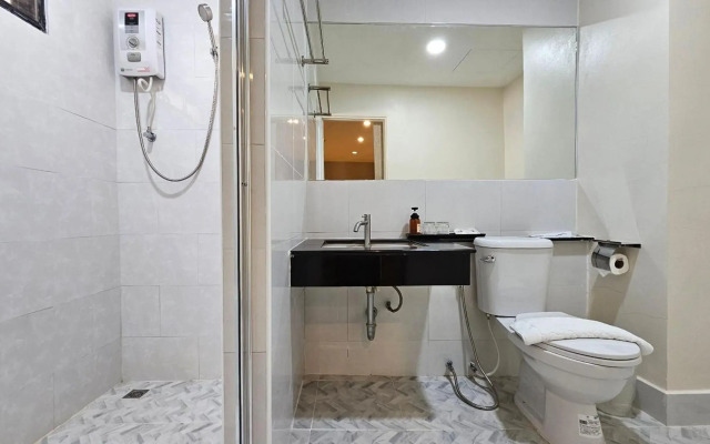 De Hug Hotel & Residence